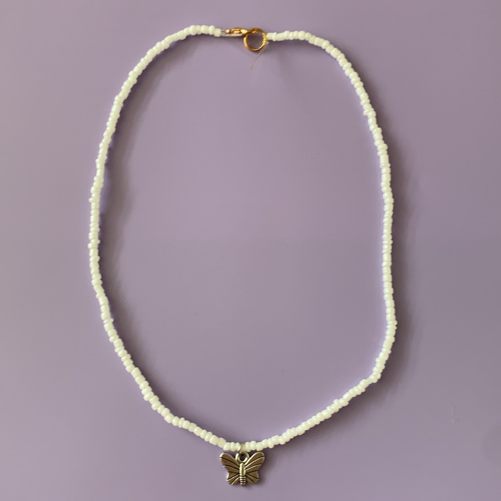 butterfly choker